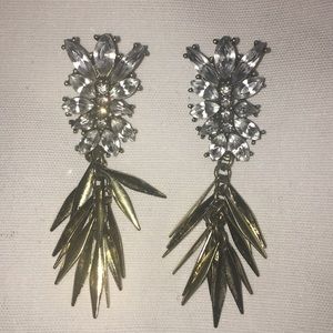 NWOT. baublebar  statement earrings!